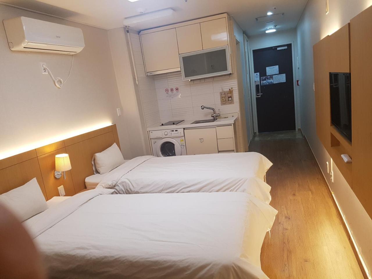 Apm Residence Hotel Seoul Bagian luar foto